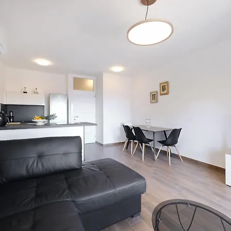 Apartment Vidalis, No 1 Kožino