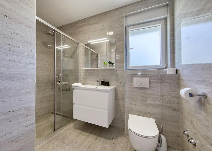 Vidalis, No 1 Apartman Kozino