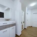 Vidalis, No 1 Kožino