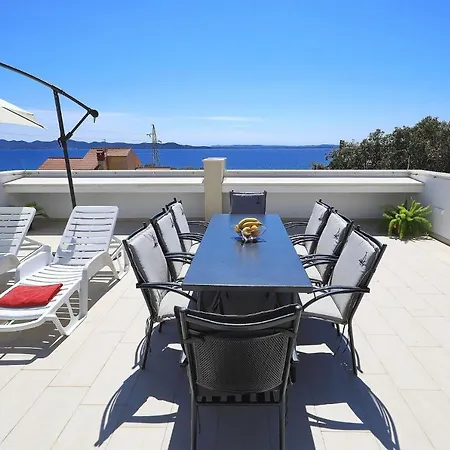 Vidalis, No 1 Appartement *