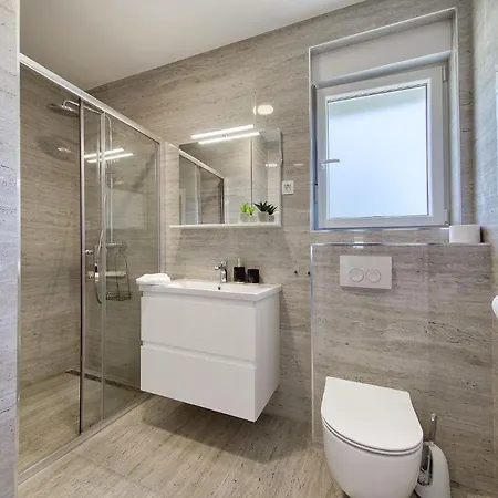 Vidalis, No 1 Appartement Kožino