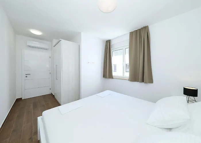 Vidalis, No 1 Апартаменты Кожино